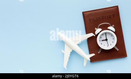 Von oben gesehen Flugzeug Spielzeug Pass. Hochwertige Fotos Stockfoto