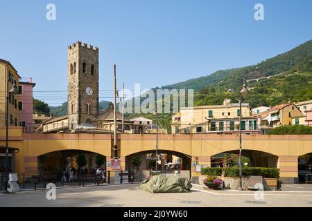 Piazza Giuseppe Garibaldi in Monterosso Stockfoto