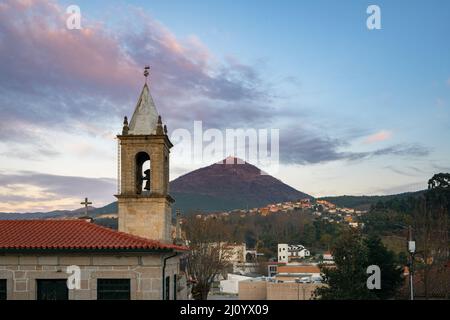 Mondim de Basto Blick auf Senhora da Graca Sanctuary und Kirche, in Portugal Stockfoto