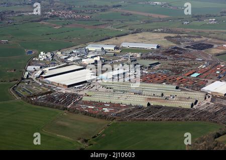 Luftaufnahme des Dalton Airfield Industrial Estate, Thirsk (ehemaliger Flugplatz Topcliffe), North Yorkshire Stockfoto