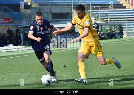 Arena Garibaldi, Pisa, Italien, 20. März 2022, Samuele Birindelli (Pisa) von Daniele Donnarumma (Cittadella) während AC Pisa gegen AS Cittadella vereitelt Stockfoto