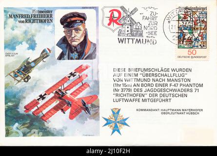 RAF geflogene thematische Briefmarke, RAFM HA SP1, mit Manfred von Richthofen, dem deutschen Luftass. Stockfoto