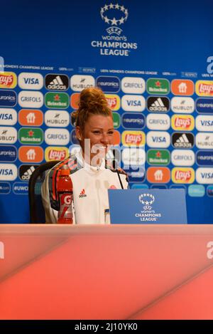 München, Deutschland. 21. März 2022. Linda Dallmann (10 FC Bayern München) während der Pressekonferenz des FC Bayern München in der Allianz Arena, München. Sven Beyrich/SPP Kredit: SPP Sport Pressefoto. /Alamy Live News Stockfoto