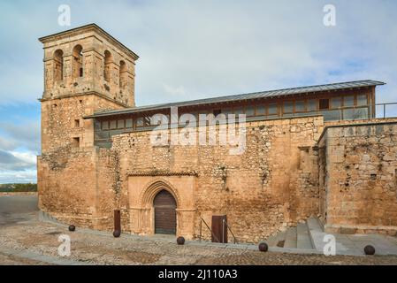 Santo Domingo de Silos Kirche der Stadt Alarcon in der Provinz Cuenca, Castilla La Mancha, Spanien Stockfoto