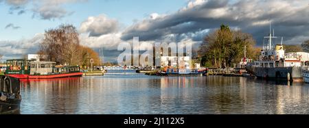 Saul Junction mit dem Stroudwater Canal und dem Gloucester-Sharpness Ship Canal, Gloucestershire, Großbritannien Stockfoto