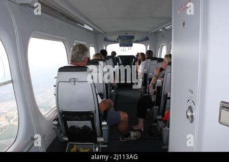 Gondelinnenraum eines Zeppelins, der über den Bodensee bei Friedrichshafen fliegt Stockfoto