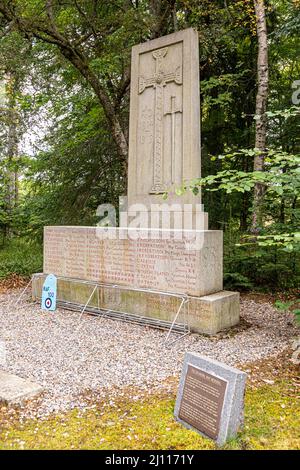 Das Kriegsdenkmal in der Nähe des Eingangs zum Balmoral Castle, Aberdeenshire, Schottland, Großbritannien Stockfoto