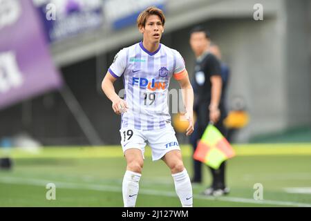 Tokio, Japan. 12. März 2022. Sanfrecce Hiroshimas Sho Sasaki beim Ligaspiel 2022 J1 zwischen dem FC Tokyo 2-1 Sanfrecce Hiroshima im Ajinomoto Stadium in Tokio, Japan, 12. März 2022. Quelle: AFLO/Alamy Live News Stockfoto