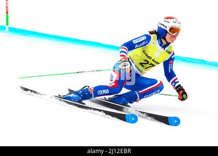 Soldeu, Andorra, Andorra. 19. März 2022. Der französische Alpinskifahrer Tifany Roux tritt beim WomenÃs Riesenslalom FIS European Cup Finals an. (Bild: © Brisa Palomar/Pacific Press via ZUMA Press Wire) Stockfoto