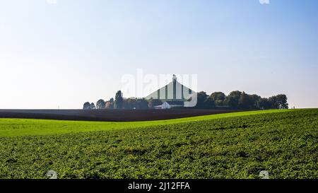 Ein wunderschöner Herbsttag auf dem Löwenhügel (Butte du Lion), einem Denkmal für die Opfer der Schlacht von Waterloo 1815 in Belgien Stockfoto