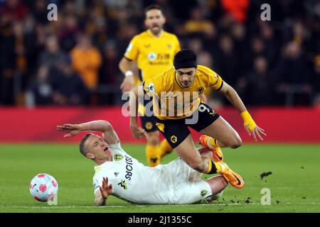 ADAM FORSHAW, RAUL JIMENEZ, WOLVERHAMPTON WANDERERS FC V LEEDS UNITED FC, 2022 Stockfoto