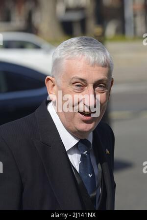 Sir Lindsay Hoyle - Sprecher des Unterhauses - Teilnahme am Gedenkgottesdienst für Dame Vera Lynn in der Westminster Abbey, 21.. März 2022 Stockfoto