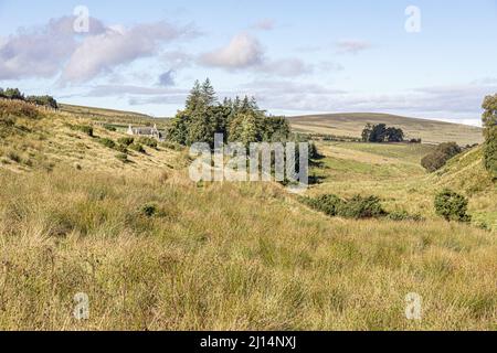 Das Tal des Conglass Water bei Blairnamarrow in der Nähe von Tomintoul, Moray, Schottland, Großbritannien. Stockfoto