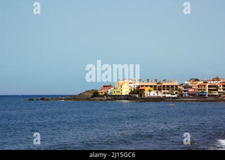 Bild der Gebäude an der Küste des Calera-Gebiets im Valle Gran Rey, auf der Insel La Gomera, Kanarische Inseln (Spanien) Stockfoto