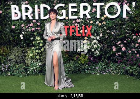 Bessie Carter, Bridgerton, Weltpremiere der Saison 2, Tate Modern, London, Großbritannien, 22. März 2022, Foto von Richard Goldschmidt Stockfoto