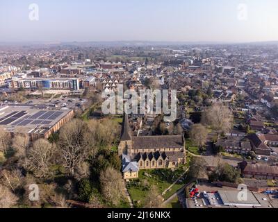 Luftaufnahme von Horsham West Sussex mit Blick von der St. mary's Kirche auf das carfax Stockfoto