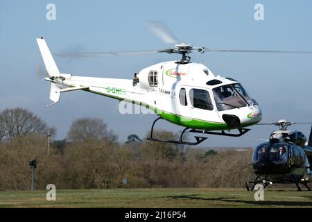 Aerospatiale AS 355 Twin Squirrel Executive Helikopter fliegen von der Gallagher Group betrieben Stockfoto
