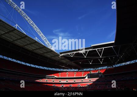 MANCHESTER, ENGLAND - 14. SEPTEMBER 2016: Blick auf das Wembley-Stadion vor dem UEFA Champions League-Spiel der Gruppe E zwischen Tottenham Hotspur und AS Monaco im Wembley-Stadion. Copyright: Cosmin Iftode/Picstaff Stockfoto