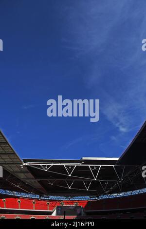 MANCHESTER, ENGLAND - 14. SEPTEMBER 2016: Blick auf das Wembley-Stadion vor dem UEFA Champions League-Spiel der Gruppe E zwischen Tottenham Hotspur und AS Monaco im Wembley-Stadion. Copyright: Cosmin Iftode/Picstaff Stockfoto