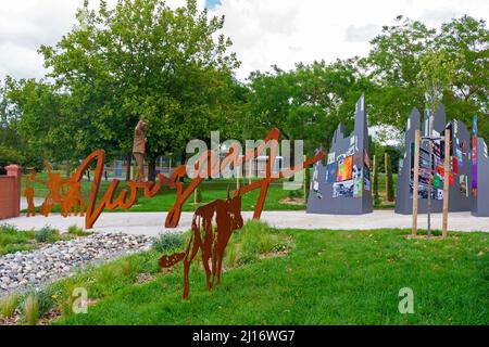 Route, die Claude Nougaro und seiner Karriere gewidmet ist, auf dem Rastplatz der Autobahn Port Lauragais (A61) entlang des Canal du Midi. Werke von Pascale und Thierry Delorme. Avignonet Lauragais, Österreich, Frankreich Stockfoto