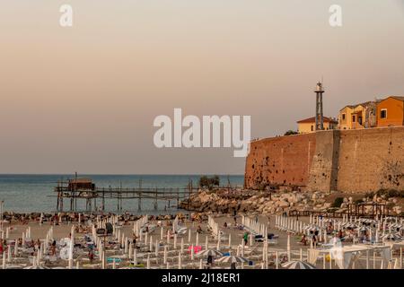 Panoramablick auf das historische Dorf Termoli (CB - Italien) Stockfoto