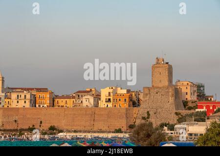 Panoramablick auf das historische Dorf Termoli (CB - Italien) Stockfoto