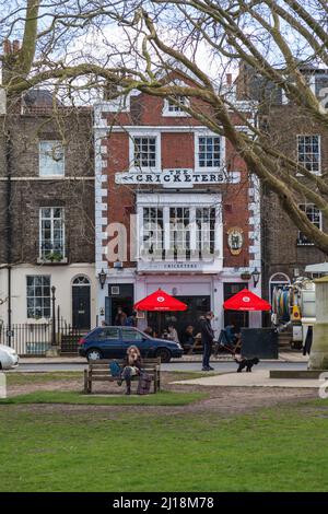 The Cricketers Pub in Richmond neben The Green in London, England, Großbritannien Stockfoto