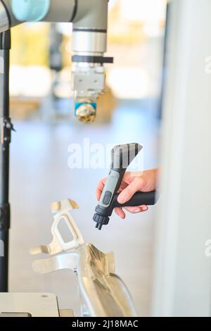 ALLGÄU GOES ROBOTICS Veranstaltung zu Anwendungsbeispielen und Automatisierungsideen in der Robotertechnik in Marktoberdorf, Bayern, Deutschland, 22. März 2022. © Peter Schatz / Alamy Live News Stockfoto