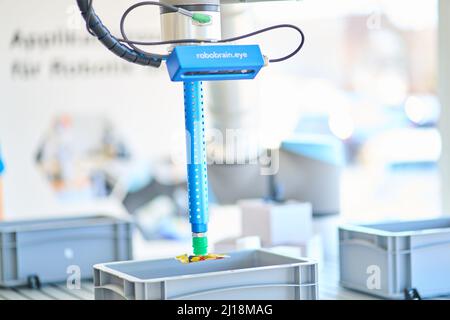 ALLGÄU GOES ROBOTICS Veranstaltung zu Anwendungsbeispielen und Automatisierungsideen in der Robotertechnik in Marktoberdorf, Bayern, Deutschland, 22. März 2022. © Peter Schatz / Alamy Live News Stockfoto