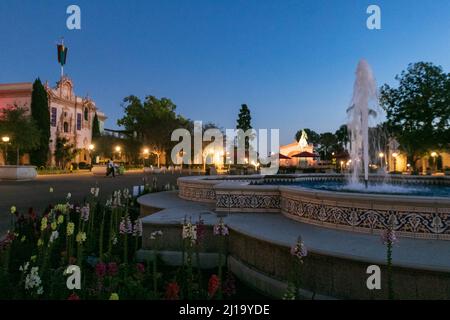 23. März 2022, San Diego, Kalifornien, USA: Ein neuer Brunnen mit Blumen im Balboa Park in San Diego, Kalifornien, am Mittwoch, 23.. März 2022. (Bild: © Rishi Deka/ZUMA Press Wire) Stockfoto