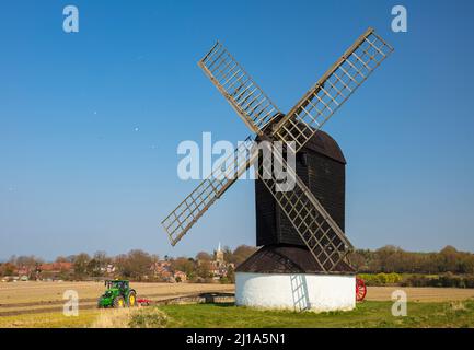 Pitstone Windmill, Ivinghoe, Pitstone, The Chilterns, Buckinghamshire, England, Großbritannien. Stockfoto