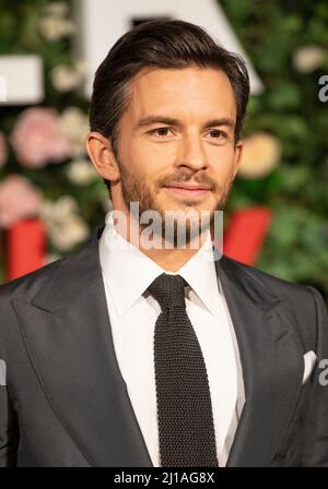 LONDON, ENGLAND - 22. MÄRZ: Jonathan Bailey nimmt an der Weltpremiere der „Bridgerton“-Saison 2 in der Tate Modern am 22. März 2022 in London, England, Teil Stockfoto