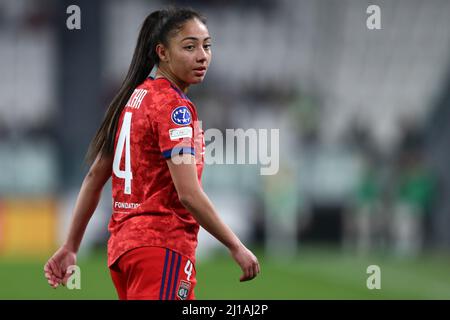 Turin, Italien. 23. März 2022. Selma Bacha von Olympique Lyon schaut während des UEFA Champions League-Viertelfinales, des ersten Beinabgleichs zwischen Juventus FC und Olympique Lyon, auf. Quelle: Marco Canoniero/Alamy Live News Stockfoto