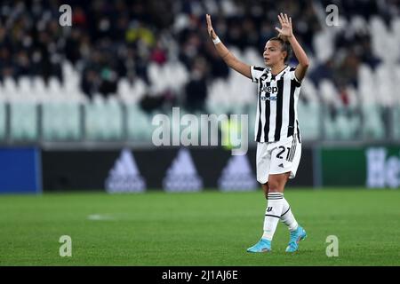 Turin, Italien. 23. März 2022. Arianna Caruso von Juventus FC zeigt sich während des UEFA Champions League-Viertelfinals der Frauen, dem ersten Beinspiel zwischen dem FC Juventus und der Olympique Lyon. Quelle: Marco Canoniero/Alamy Live News Stockfoto