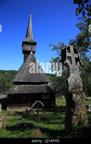 Unesco Weltkulturerbe: Holzkirche von Budesti, erbaut 1760, Banat, Rumänien, Unesco Weltkulturerbe: Holzkirchen von Budesti, hier sterben die Obere Kirche Stockfoto