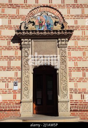 Portal der Biserica Domneasca, Alte Fürstenkirche, die Verkündigung Sant Anthony, älteste Kirche von Bukarest, Rumänien / Portal des Biserica Doms Stockfoto