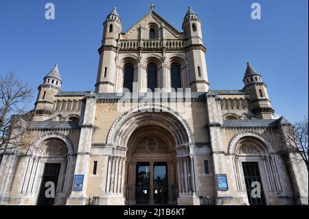 Belfast, Großbritannien - 21. Februar 2022: St Anne’s Cathedral in Belfast Nordirland. Stockfoto