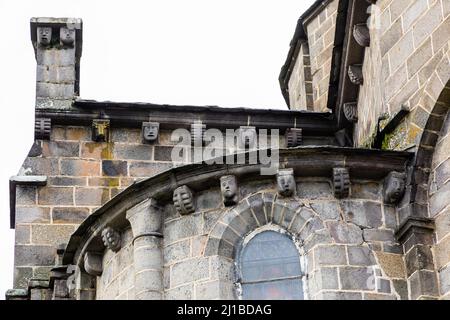NOTRE DAME COLLEGIATE CHURCH, HERMENT, (63) PUY DE DOME, AUVERGNE Stockfoto