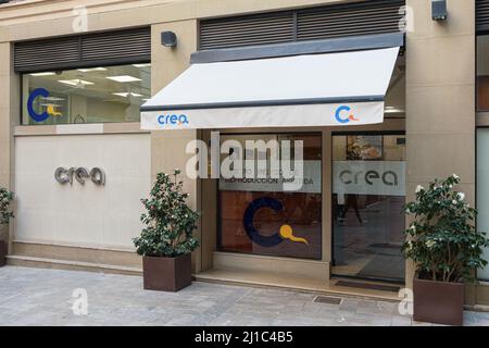 VALENCIA, SPANIEN - 10. MÄRZ 2022: Crea ist ein spanisches medizinisches Zentrum für assistierte Reproduktion Stockfoto