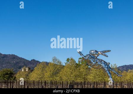 Die skurrile Skulptur namens Bunny Foo Foo im Napa Valley von Kalifornien im Frühjahr 2022 Stockfoto