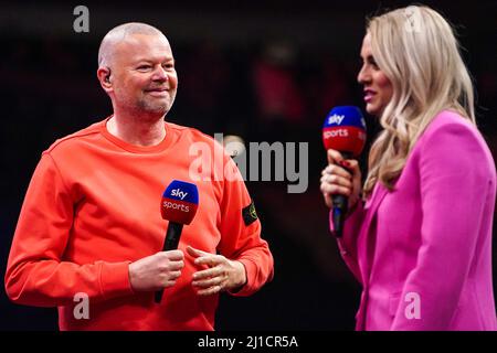 ROTTERDAM, NIEDERLANDE - 24. MÄRZ: Raymond van Barneveld während des siebten Tages der Cazoo Premier League 2022 in Ahoy am 24. März 2022 in Rotterdam, Niederlande (Foto: Joris Verwijst/Orange Picters) Stockfoto