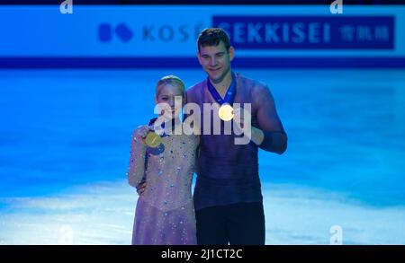 Wolrd siegt am 24. März 2022 in der Sud de France Arena in Montpellier, Frankreich, beim Pairs Free Skating gegen Alexa Knierim und Brandon Frazier aus den Vereinigten Staaten von Amerika. Stockfoto