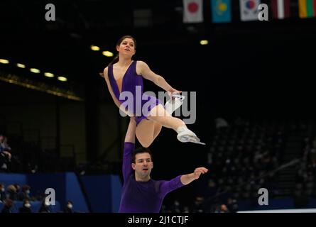 Sud de France Arena, Montpellier, Frankreich. 24. März 2022. Miriam Ziegler und Severin Kiefer aus Österreich während der Pairs Free Skating, World Figure Skating Championship in der Sud de France Arena, Montpellier, Frankreich. Kim Price/CSM/Alamy Live News Stockfoto