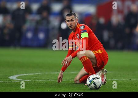 Cardiff, Großbritannien. 24. März 2022. Gareth Bale aus Wales in Aktion. Die FIFA Fußball-Weltmeisterschaft 2022 spielt am Donnerstag, den 24.. März 2022, im Cardiff City Stadium in Cardiff, South Wales, gegen Österreich. Nur zur redaktionellen Verwendung. Bild von Andrew Orchard/Andrew Orchard Sports Photography/Alamy Live News Credit: Andrew Orchard Sports Photography/Alamy Live News Stockfoto