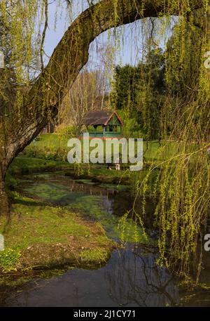 Das Sommerhaus aus dem Bute Park Cardiff, Wales, wurde 1880 erbaut und 1988 im St. Fagans National History Museum neu errichtet. Stockfoto