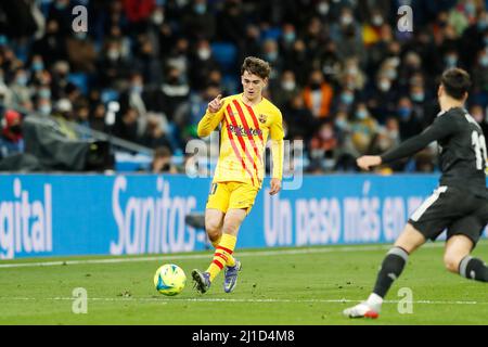 Madrid, Spanien. 20. März 2022. Gavi (Barcelona) Fußball/Fußball : Spanisches 'La Liga Santander' Spiel zwischen Real Madrid CF 0-4 FC Barcelona im Estadio Santiago Bernabeu in Madrid, Spanien. Quelle: Mutsu Kawamori/AFLO/Alamy Live News Stockfoto