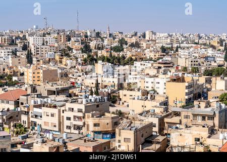 Die Skyline der Stadt Madaba, Gouvernement Madaba, Jordanien. Stockfoto