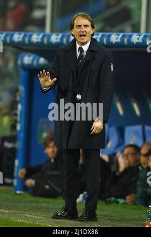 Roberto Mancini Coach (Italien) während des FIFA 'World Cup 2022 Qatar Playedy-off-Spiels zwischen Italien 0-1 Nord-Mazedonien am 24. März 2022 im Renzo Barbera Stadium in Palermo, Italien. Quelle: Maurizio Borsari/AFLO/Alamy Live News Stockfoto