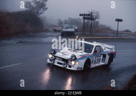 Marku Alen (FIN) Ilkka Kivimaki (FIN) Riccardo Patrese (ITA) Lancia Beta Montecarlo Turbomotor GR6 Martini Racing 1. Position Stockfoto