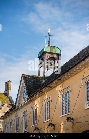 Grade 1 börsennotiertes Markthaus im Zentrum von Tetbury, Gloucestershire, Großbritannien Stockfoto